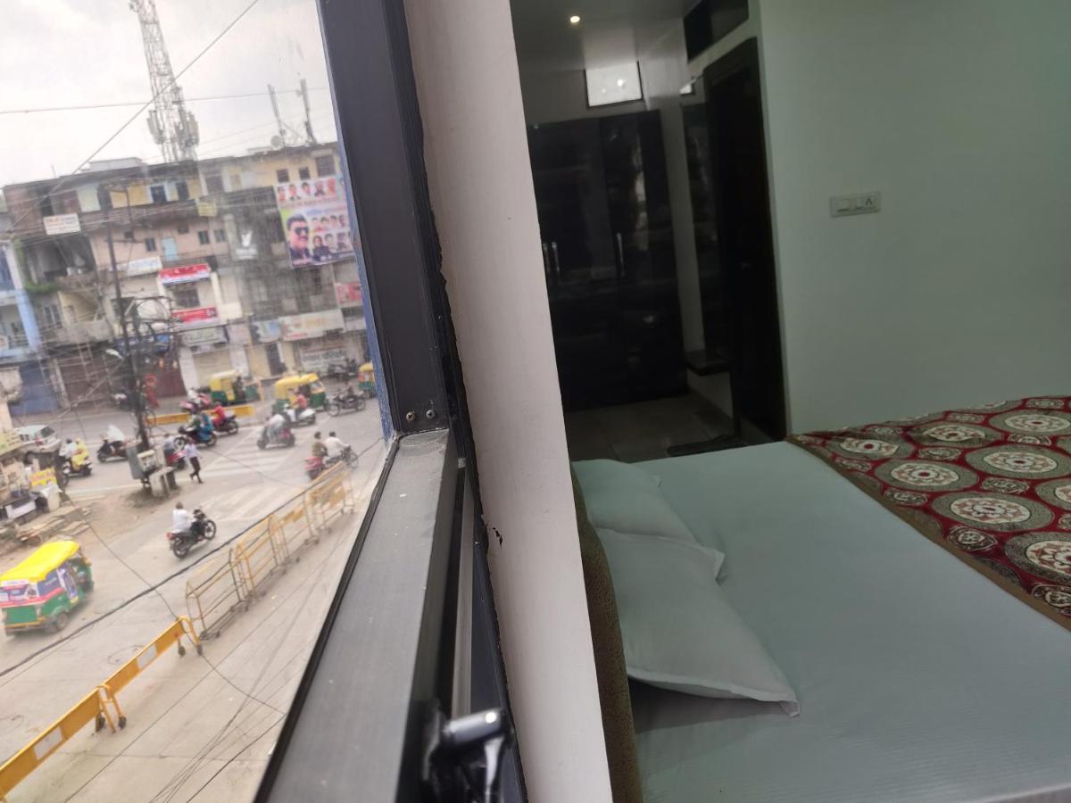 Hotel Rb Palace 印多尔 外观 照片